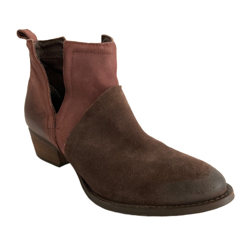Journee Signature Dempsy Distressed Leather Bootie Burgundy Brown 8.5